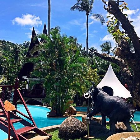 Coco Palace Resort Nai Harn ภายนอก รูปภาพ