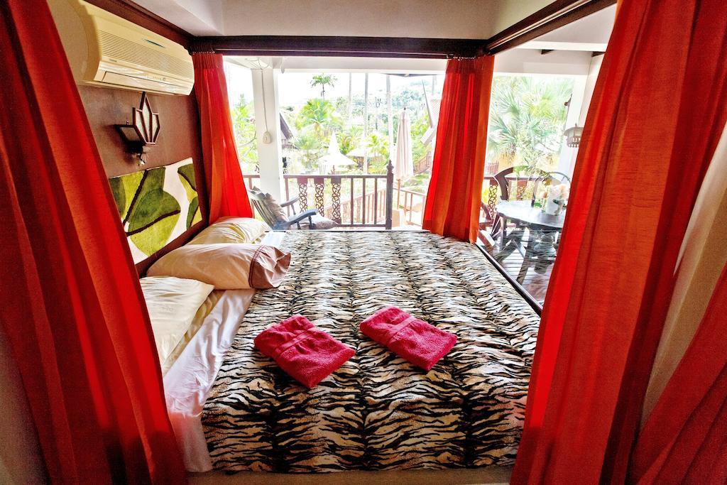 Coco Palace Resort Nai Harn ห้อง รูปภาพ
