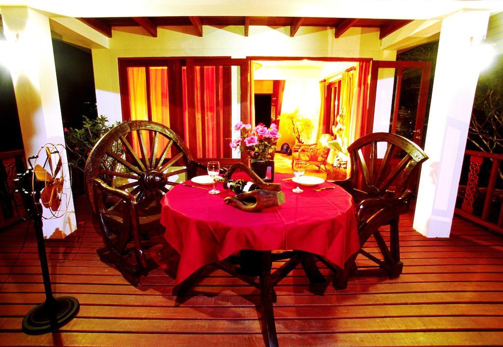 Coco Palace Resort Nai Harn ห้อง รูปภาพ