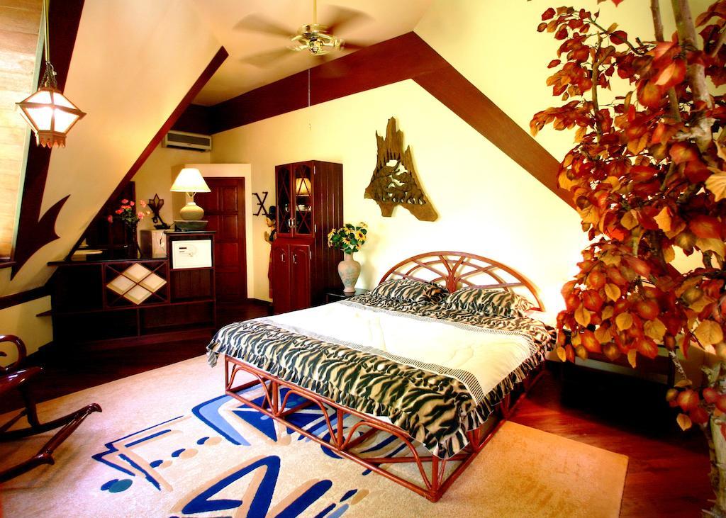 Coco Palace Resort Nai Harn ห้อง รูปภาพ