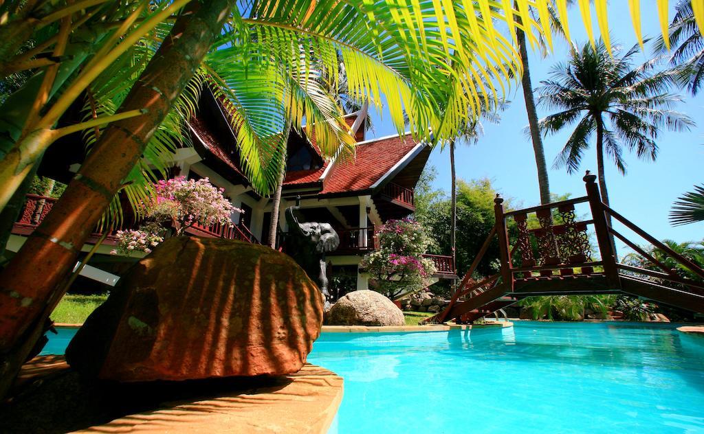 Coco Palace Resort Nai Harn ภายนอก รูปภาพ